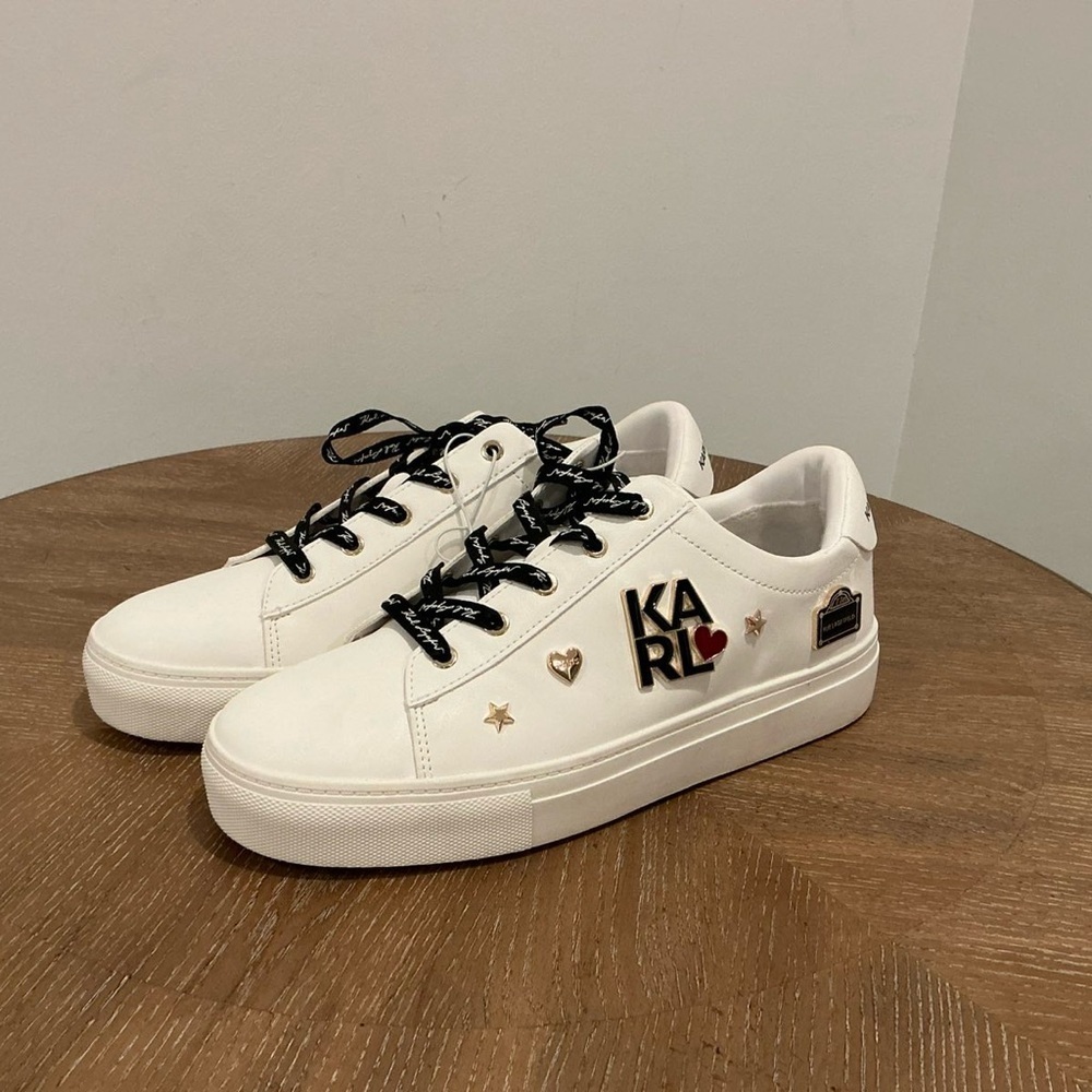KARL LAGERFELD PARIS Cammy Lace Up White Sneakers
